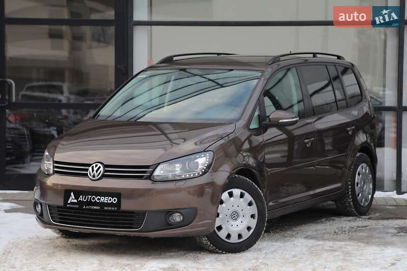 Volkswagen Touran (2012)