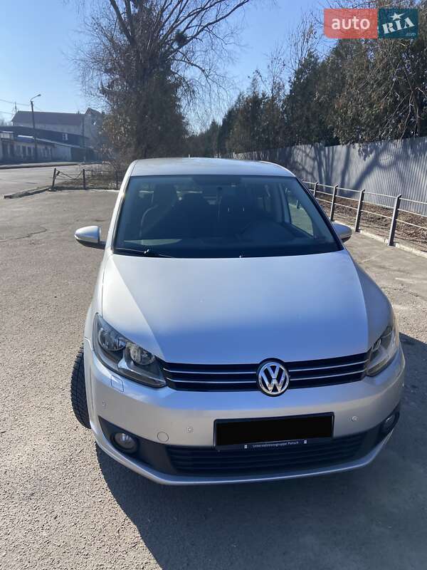 Volkswagen Touran (2013)