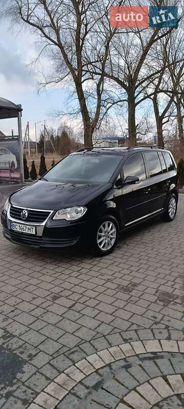Volkswagen Touran (2007)