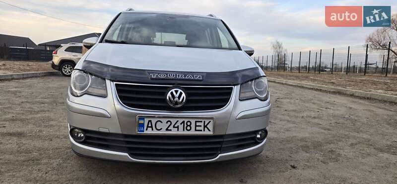 Volkswagen Touran (2010)