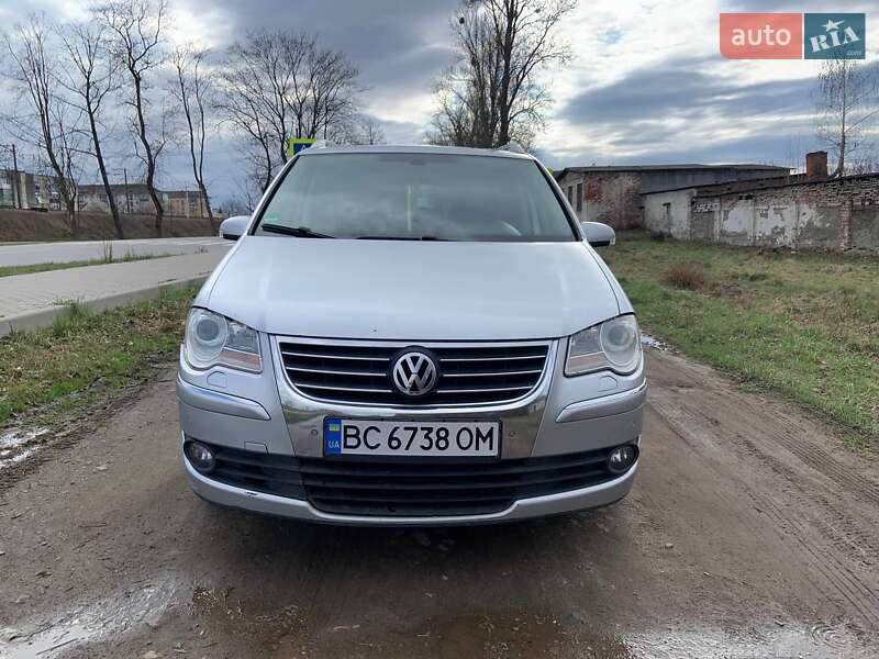 Volkswagen Touran (2008)