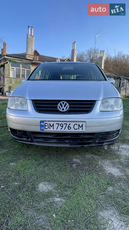 Volkswagen Touran (2005)