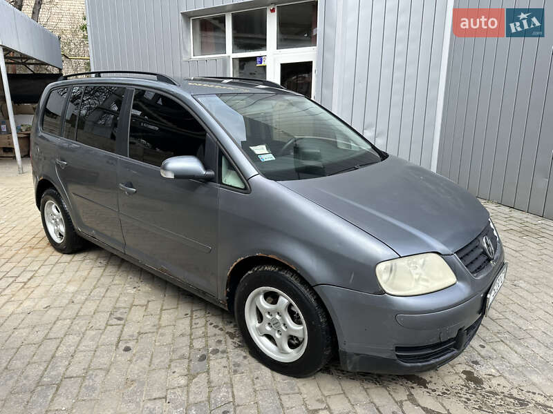 Volkswagen Touran (2004)