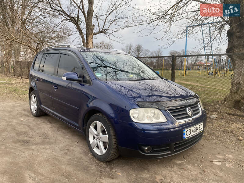 Volkswagen Touran (2005)