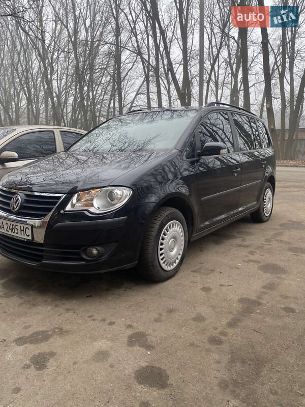 Volkswagen Touran (2007)