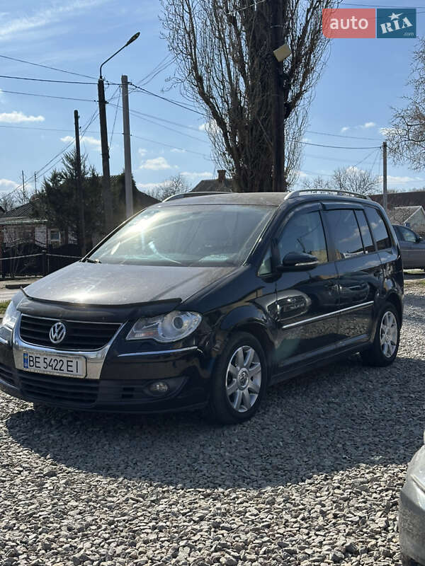 Volkswagen Touran (2009)