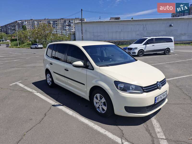 Volkswagen Touran (2013)