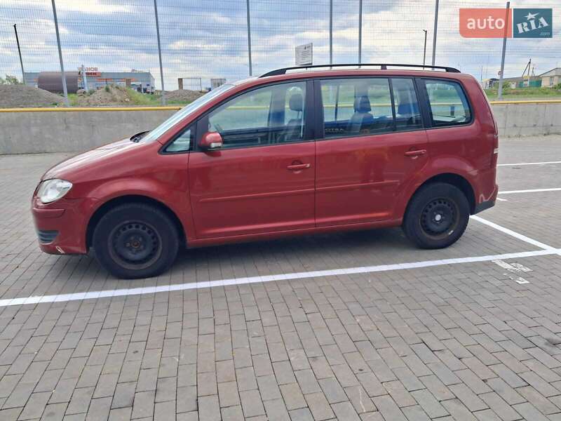 Volkswagen Touran (2007)