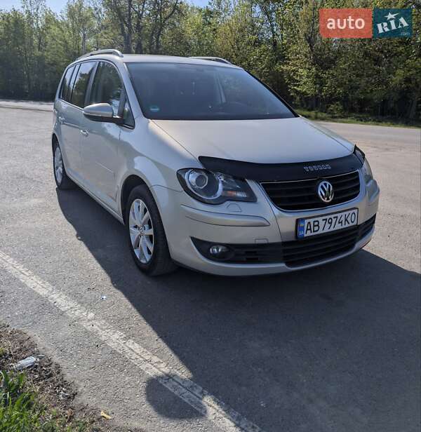 Volkswagen Touran (2009)