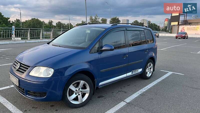 Volkswagen Touran (2004)