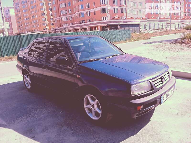 Volkswagen Vento (1992)