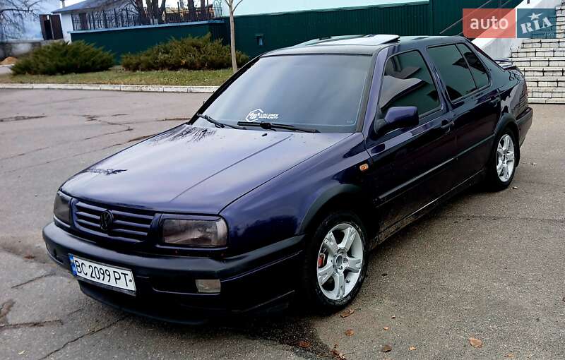 Volkswagen Vento (1997)