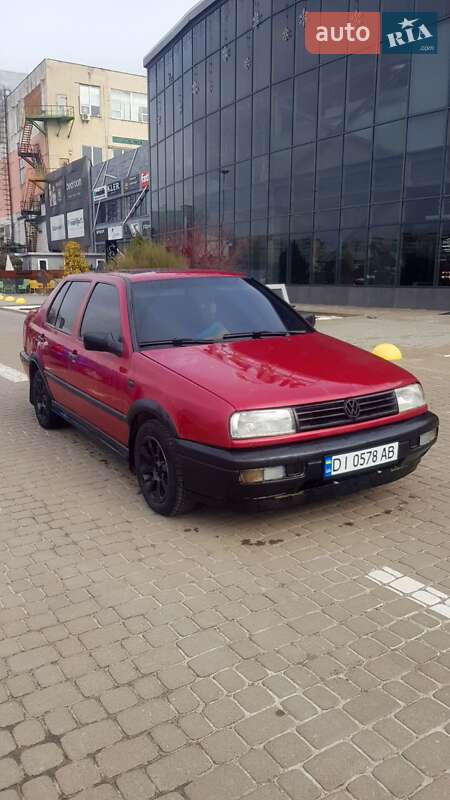 Volkswagen Vento (1994)
