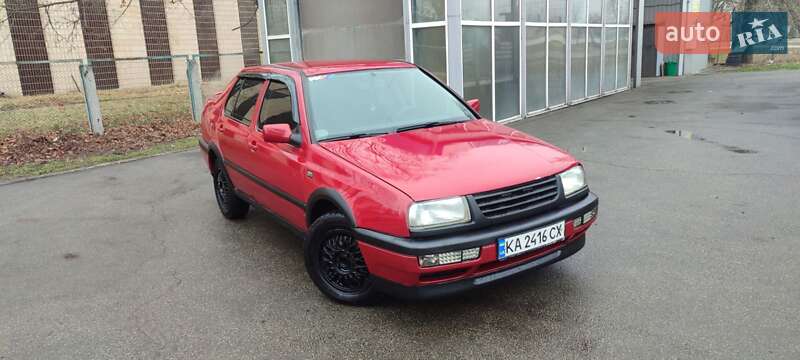 Volkswagen Vento (1993)