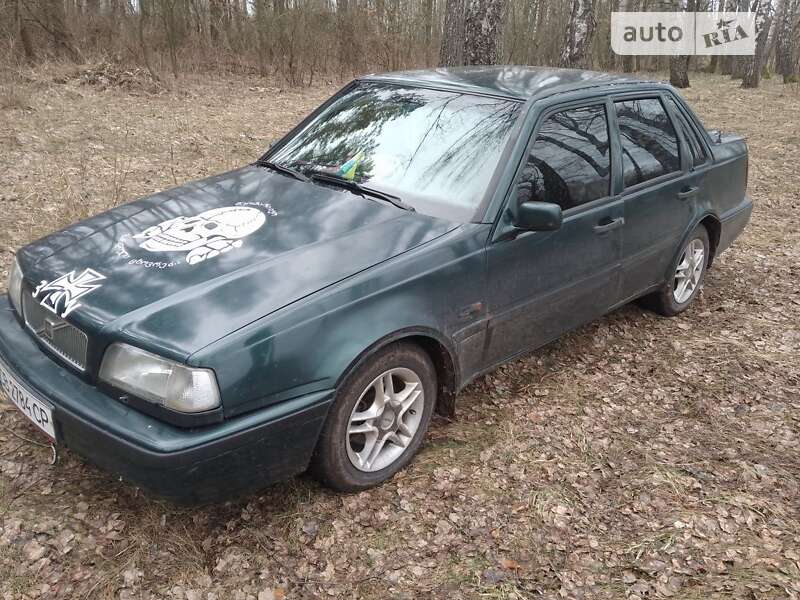 Volvo 460 (1994)