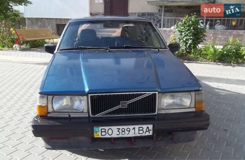 Volvo 740 (1985)