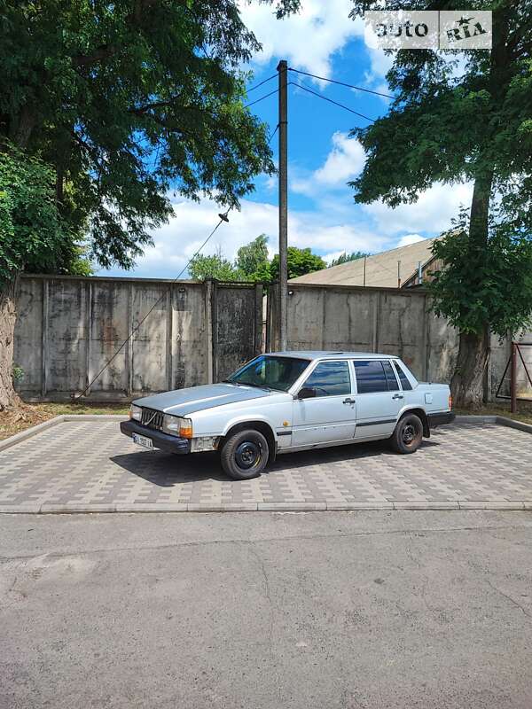 Volvo 740 (1986)