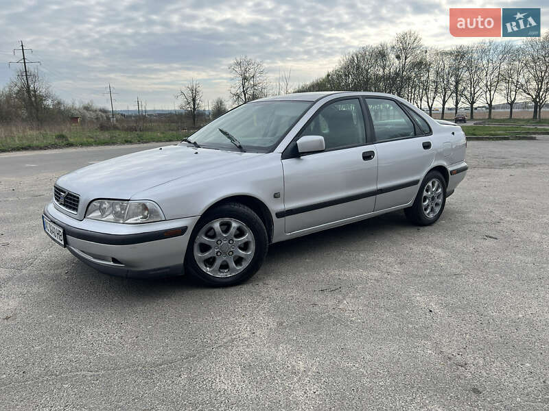 Volvo S40 (1999)