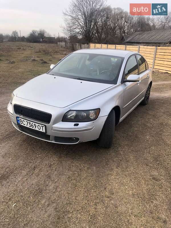 Volvo S40 (2004)