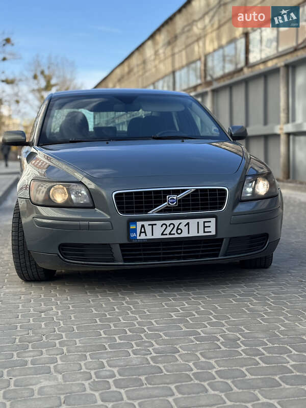 Volvo S40 (2004)