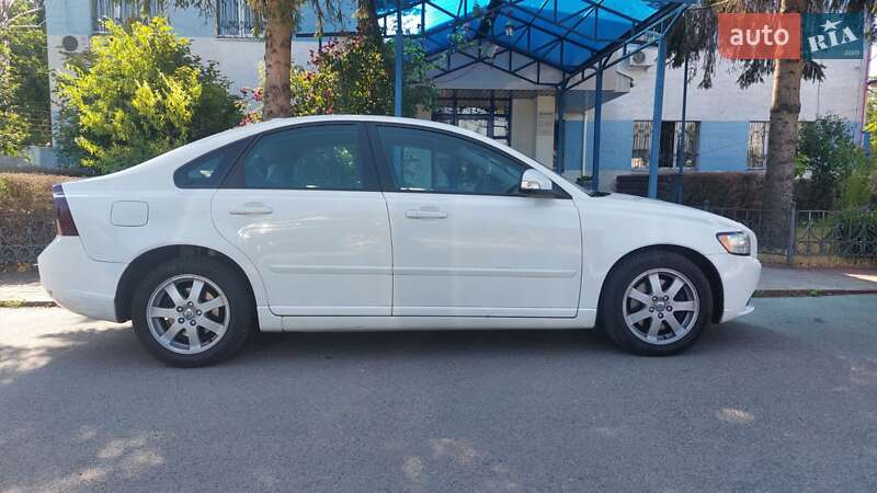 Volvo S40 (2009)