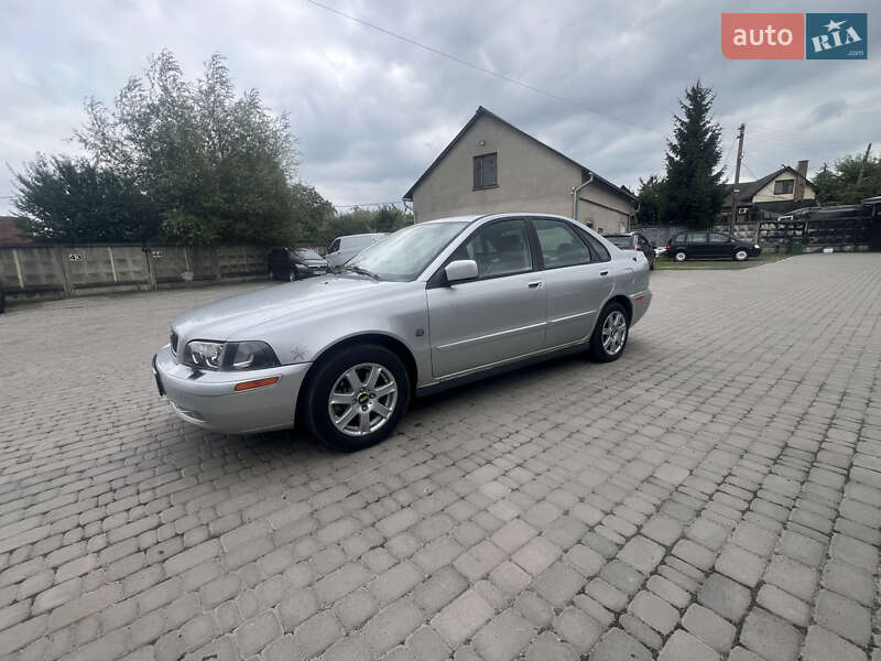 Volvo S40 (2003)