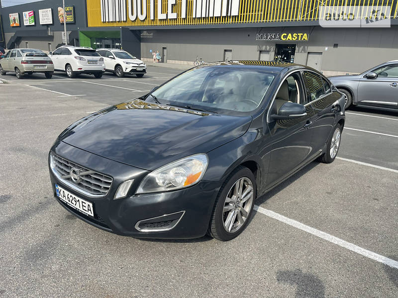 Volvo S60 (2011)