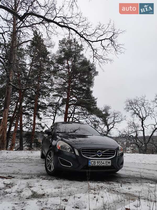 Volvo S60 (2011)