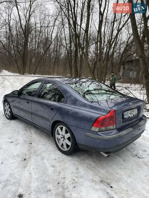 Volvo S60 (2002)