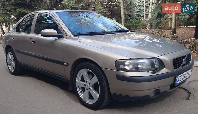 Volvo S60 (2003)