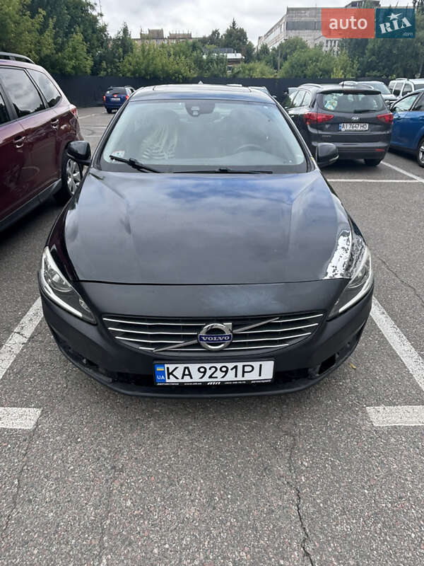Volvo S60 (2014)