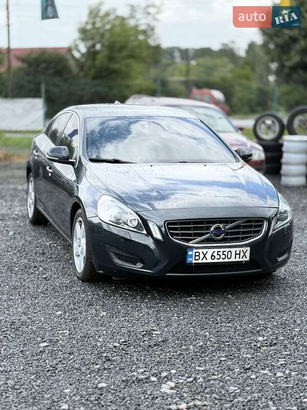 Volvo S60 (2011)