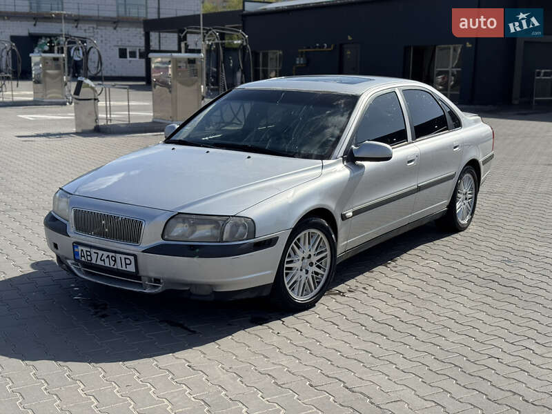 Volvo S80 (2002)