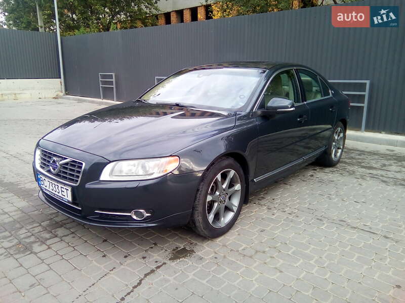 Volvo S80 (2012)