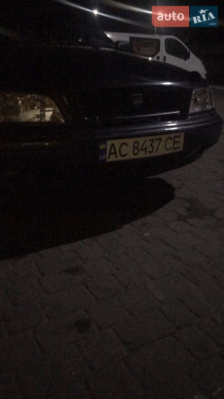 Volvo V40 (1999)