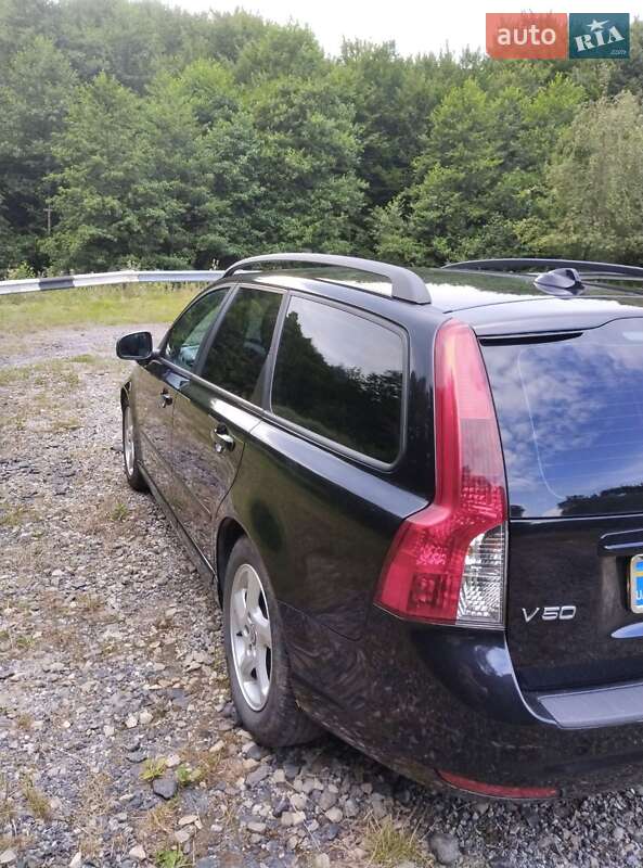 Volvo V50 (2011)