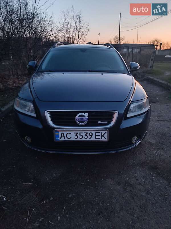 Volvo V50 (2010)