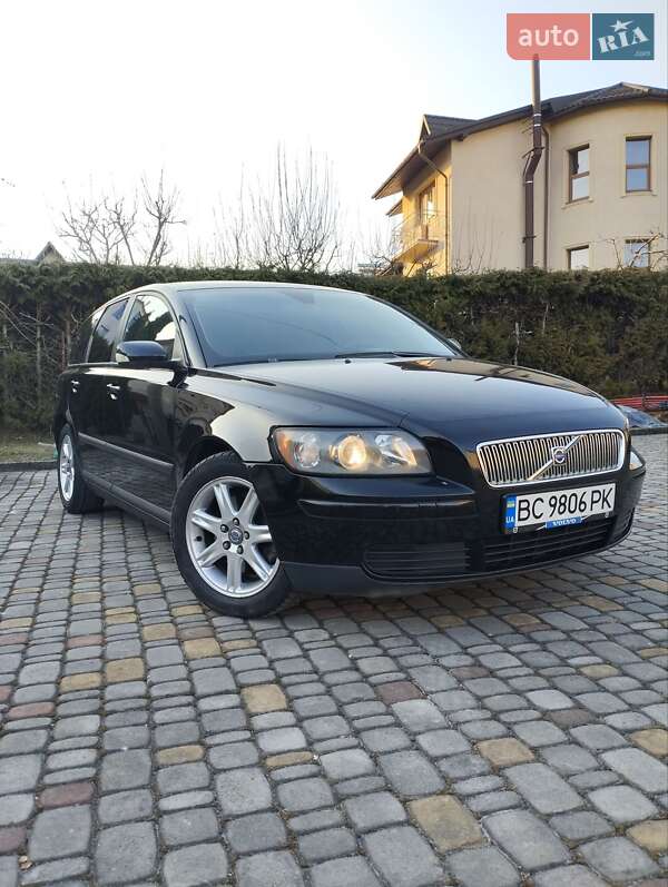 Volvo V50 (2005)