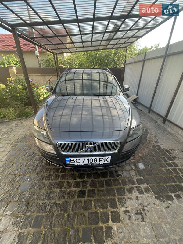Volvo V50 (2006)