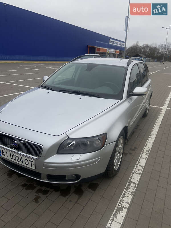 Volvo V50 (2004)