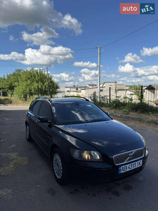 Volvo V50 (2006)
