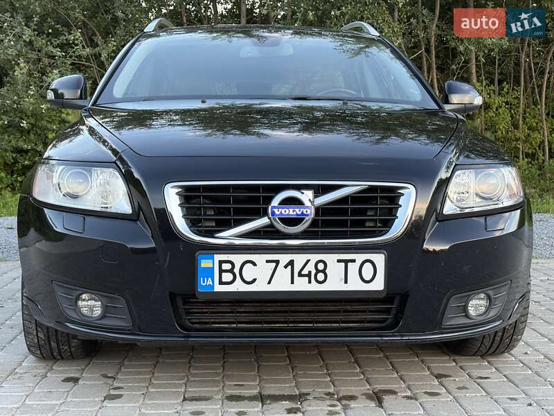 Volvo V50 (2011)