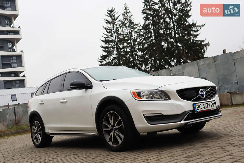 Volvo V60 (2015)