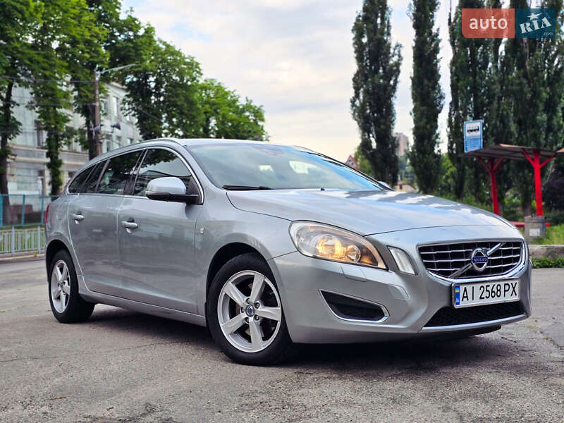 Volvo V60 (2011)