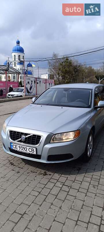 Volvo V70 (2008)