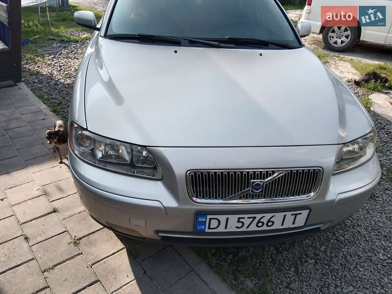 Volvo V70 (2005)