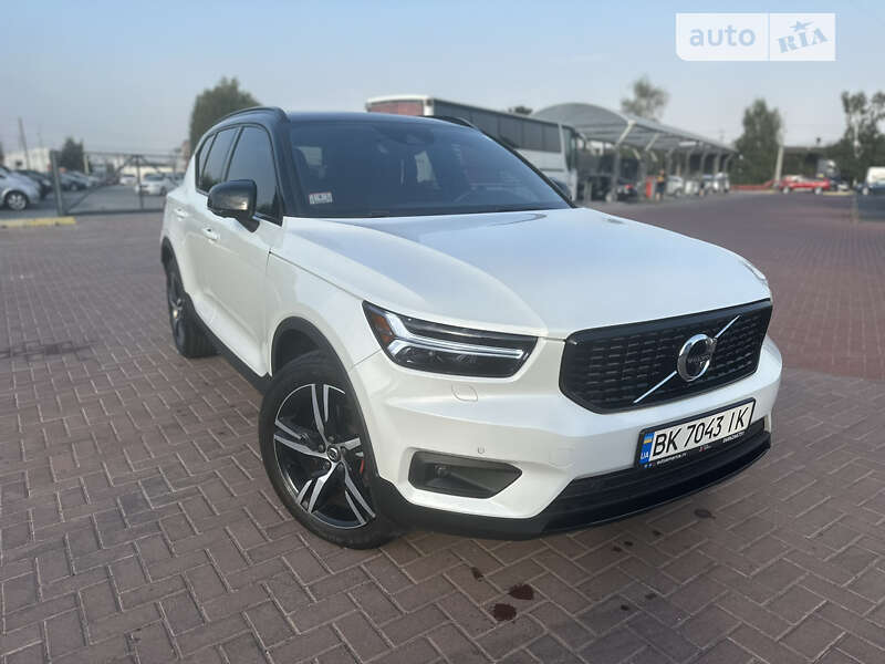Volvo Xc40 (2019)
