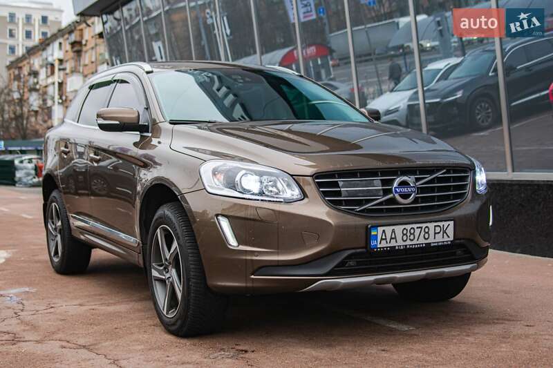 Volvo Xc60 (2017)
