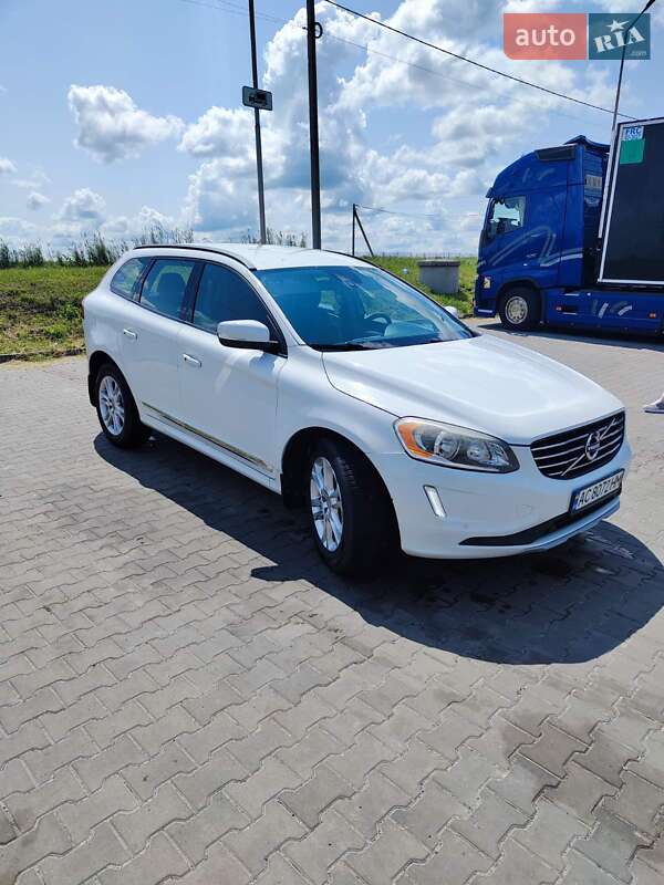 Volvo Xc60 (2015)