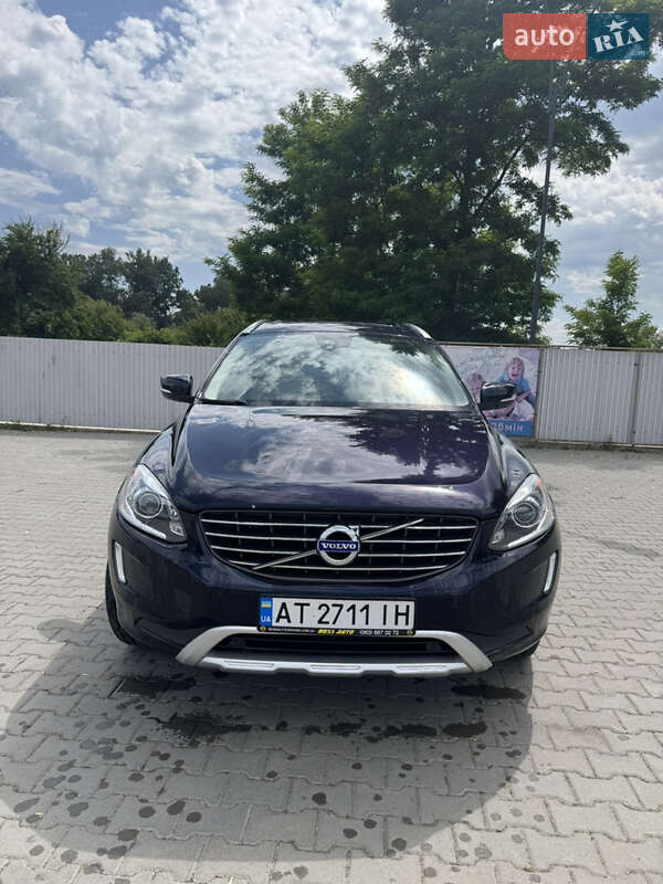 Volvo Xc60 (2017)